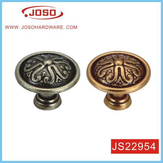 Classic Kitchen Cupboard Door Handle in House